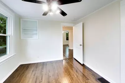 315 Douglas Avenue, Waukegan, IL 60085 - Photo 22