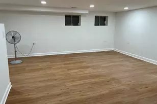 7229 N Campbell Ave, Chicago, IL 60645 - Photo 10