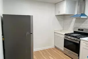 7229 N Campbell Ave, Chicago, IL 60645 - Photo 2