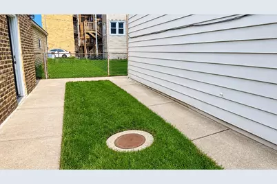3744 W Leland Avenue #2, Chicago, IL 60625 - Photo 16