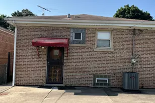 2316 W 80th Pl, Chicago, IL 60620 - Photo 2