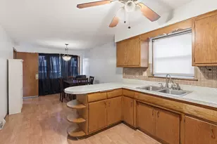7426 W 62nd Pl, Summit, IL 60501 - Photo 14