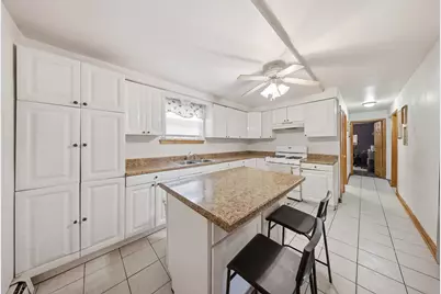 7426 W 62nd Place, Summit, IL 60501 - Photo 10