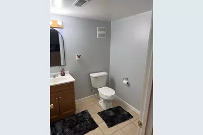 7055 Nathan Lane, Carpentersville, IL 60110 - Photo 28