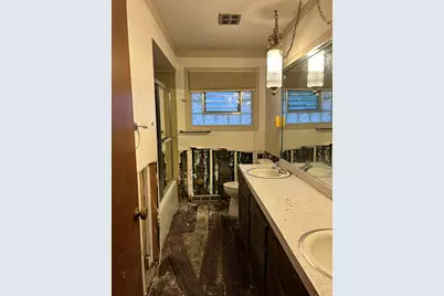 848 E 150th Place, South Holland, IL 60473 - Photo 14