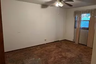 848 E 150th Pl, South Holland, IL 60473 - Photo 12