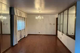 848 E 150th Pl, South Holland, IL 60473 - Photo 8