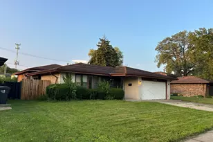 848 E 150th Pl, South Holland, IL 60473 - Photo 1