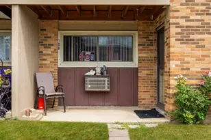 1320 Lore Ln, Lombard, IL 60148 - Photo 14