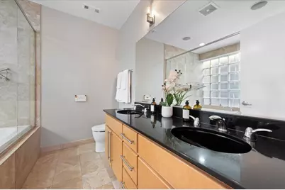 1942 N Wolcott Avenue, Chicago, IL 60622 - Photo 20