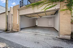 1942 N Wolcott Ave, Chicago, IL 60622 - Photo 36
