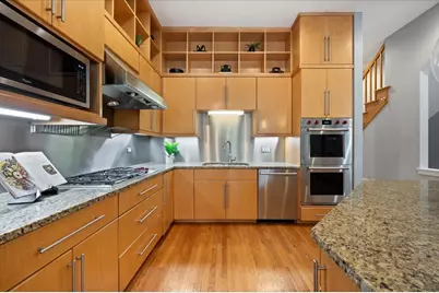 1942 N Wolcott Avenue, Chicago, IL 60622 - Photo 8
