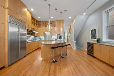 1942 N Wolcott Avenue, Chicago, IL 60622 - Photo 10