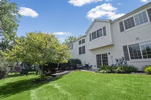 1104 Colonial Dr, Joliet, IL 60432 - Photo 20