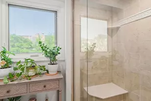 19W082 Ave Barbizon, Oak Brook, IL 60523 - Photo 10