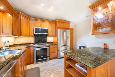 668 S Circle Avenue, Port Barrington, IL 60010 - Photo 8