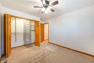 668 S Circle Ave, Port Barrington, IL 60010 - Photo 18