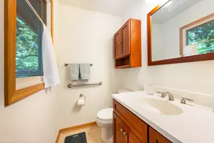 668 S Circle Ave, Port Barrington, IL 60010 - Photo 16