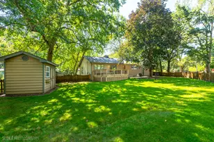 668 S Circle Ave, Port Barrington, IL 60010 - Photo 30