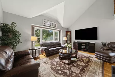68 Chestnut Terrace, Buffalo Grove, IL 60089 - Photo 4