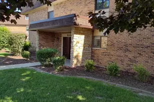 9165 N Rd, Palos Hills, IL 60465 - Photo 1