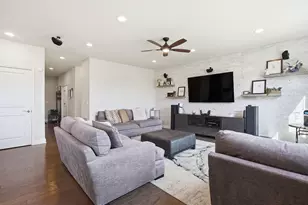 5 Palisades Blvd, Hawthorn Woods, IL 60047 - Photo 4
