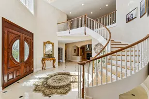 1745 Sundrop Cir, Highland Park, IL 60035 - Photo 4