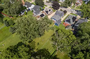 833 Douglas Ave, Aurora, IL 60505 - Photo 28