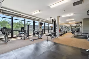 1070 W 15th St, Chicago, IL 60608 - Photo 18
