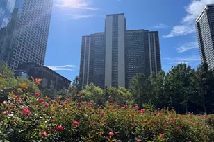 400 E Randolph St, Chicago, IL 60601 - Photo 2