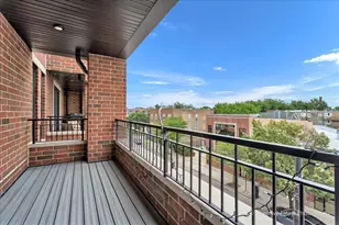 3014 W Montrose Ave, Chicago, IL 60618 - Photo 6