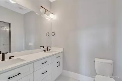 3014 W Montrose Avenue #3W, Chicago, IL 60618 - Photo 12