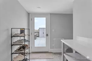 3014 W Montrose Ave, Chicago, IL 60618 - Photo 14