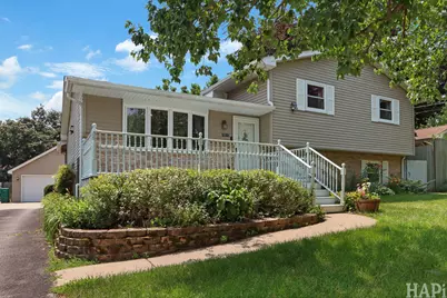 10113 W Crissy Avenue, Zion, IL 60099 - Photo 2
