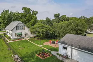 411 E 5th St, Momence, IL 60954 - Photo 52