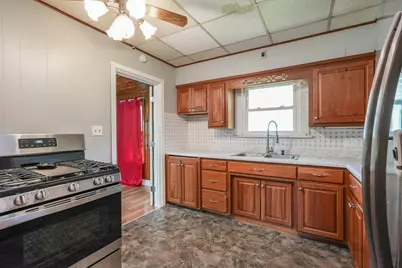 411 E 5th Street, Momence, IL 60954 - Photo 18