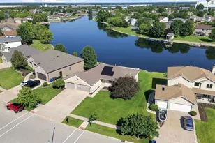 611 Edgewater Dr, Minooka, IL 60447 - Photo 36