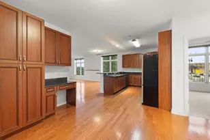 160 S River St, Aurora, IL 60506 - Photo 6