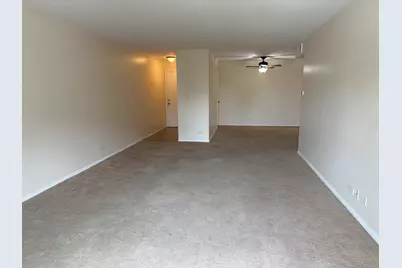 20A Kingery Quarter Street #202, Willowbrook, IL 60527 - Photo 2