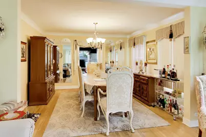 2908 W Birchwood Avenue, Chicago, IL 60645 - Photo 10