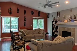 1133 E 83rd St, Chicago, IL 60619 - Photo 6