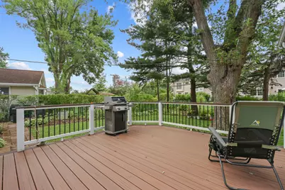 458 Patton Drive, Buffalo Grove, IL 60089 - Photo 20