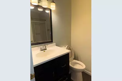 302 Creekside Drive, Vernon Hills, IL 60061 - Photo 16
