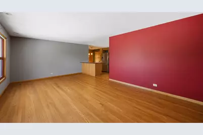 2215 Palatine Road, Inverness, IL 60067 - Photo 2