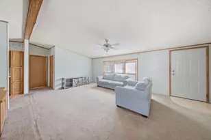 2295 Iris Ave, Belvidere, IL 61008 - Photo 14