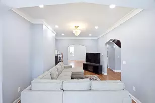 218 N Mason Ave, Chicago, IL 60644 - Photo 2