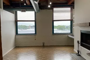 4745 N Ravenswood Ave, Chicago, IL 60640 - Photo 4