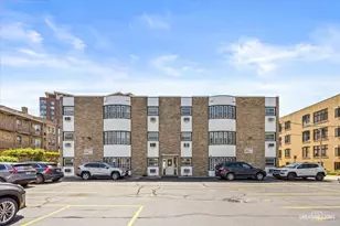 1130 Ontario St, Oak Park, IL 60302 - Photo 2