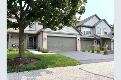 715 Sycamore Court, Lindenhurst, IL 60046 - Photo 1