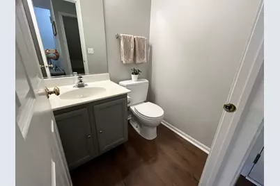 715 Sycamore Court, Lindenhurst, IL 60046 - Photo 16